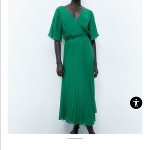 NWT Zara Pleated Midi Dress